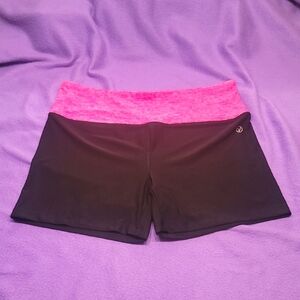 0702. VOGO ~ NWOTs ~ Women's XL Black & Pink Athletic Shorts ~ So Sexy 🩷🩷NEW!!
